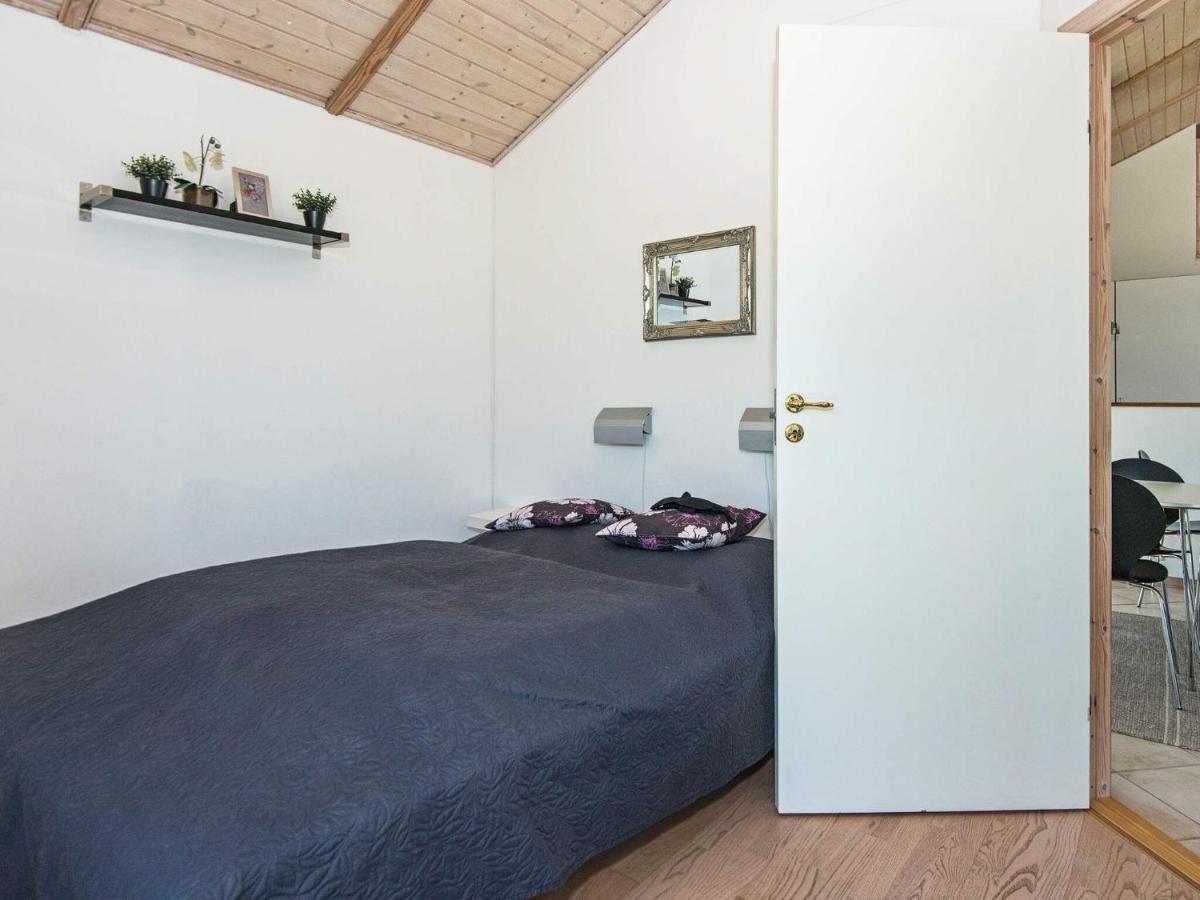 8 Person Holiday Home In Ulfborg المظهر الخارجي الصورة